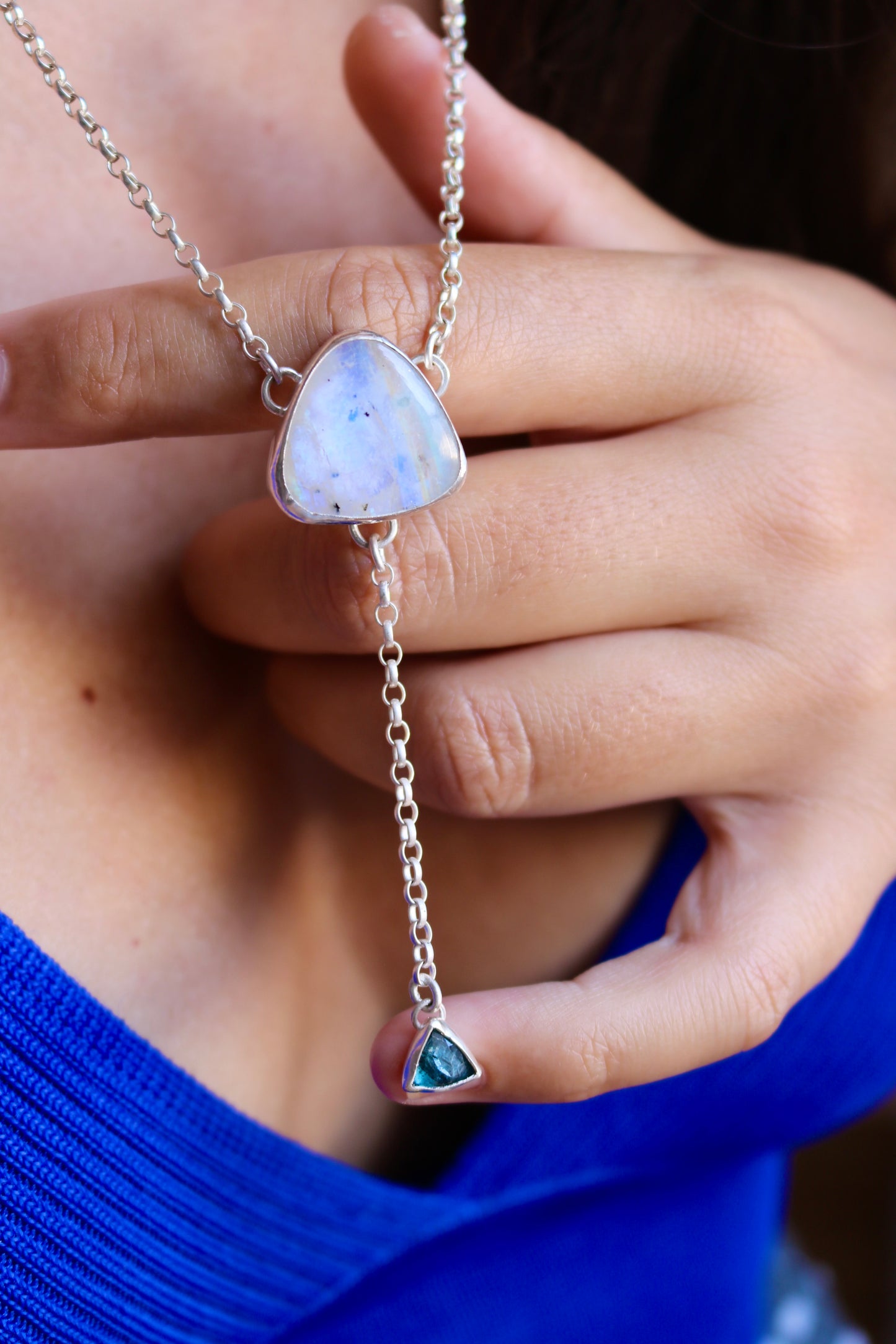 Collier déesse Naëco bijoux pierre de lune naturelle kyanite bleu argent 925 recyclé boheme