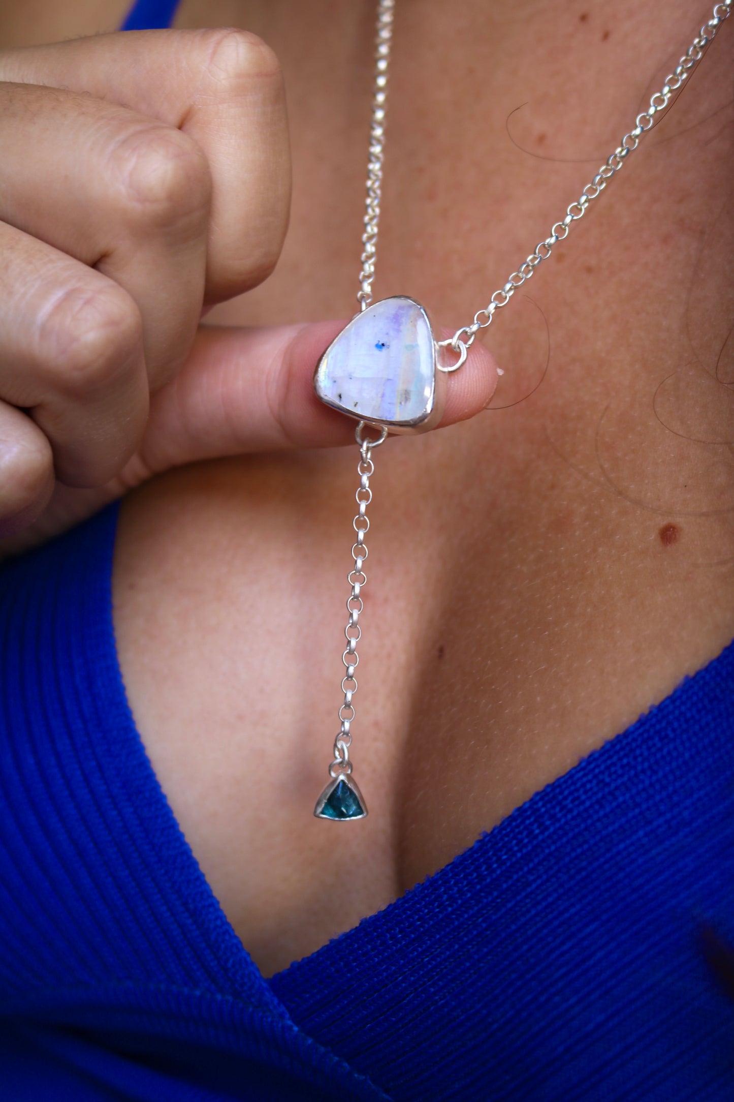 Collier déesse Naëco bijoux pierre de lune naturelle kyanite bleu argent 925 recyclé boheme