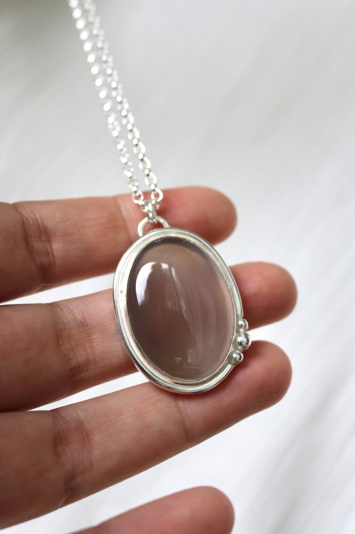 Collier personnalisé labradorite & contour billes