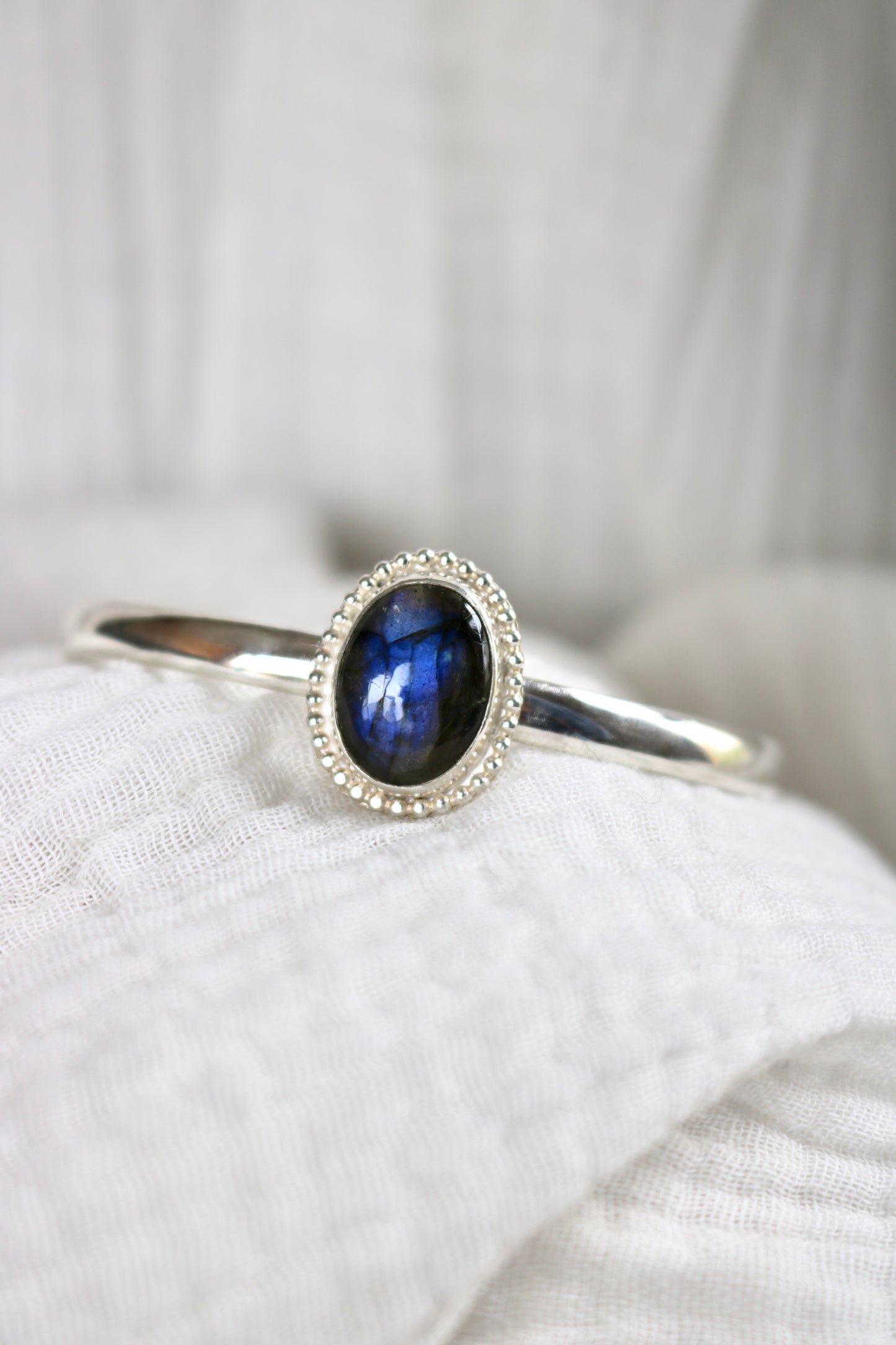 bracelet jonc labradorite bleu argent naeco bijoux