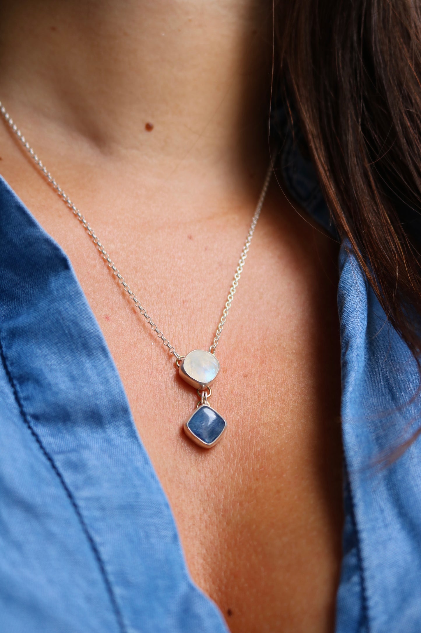 Collier Lueur des profondeurs - Pierre de lune & cyanite