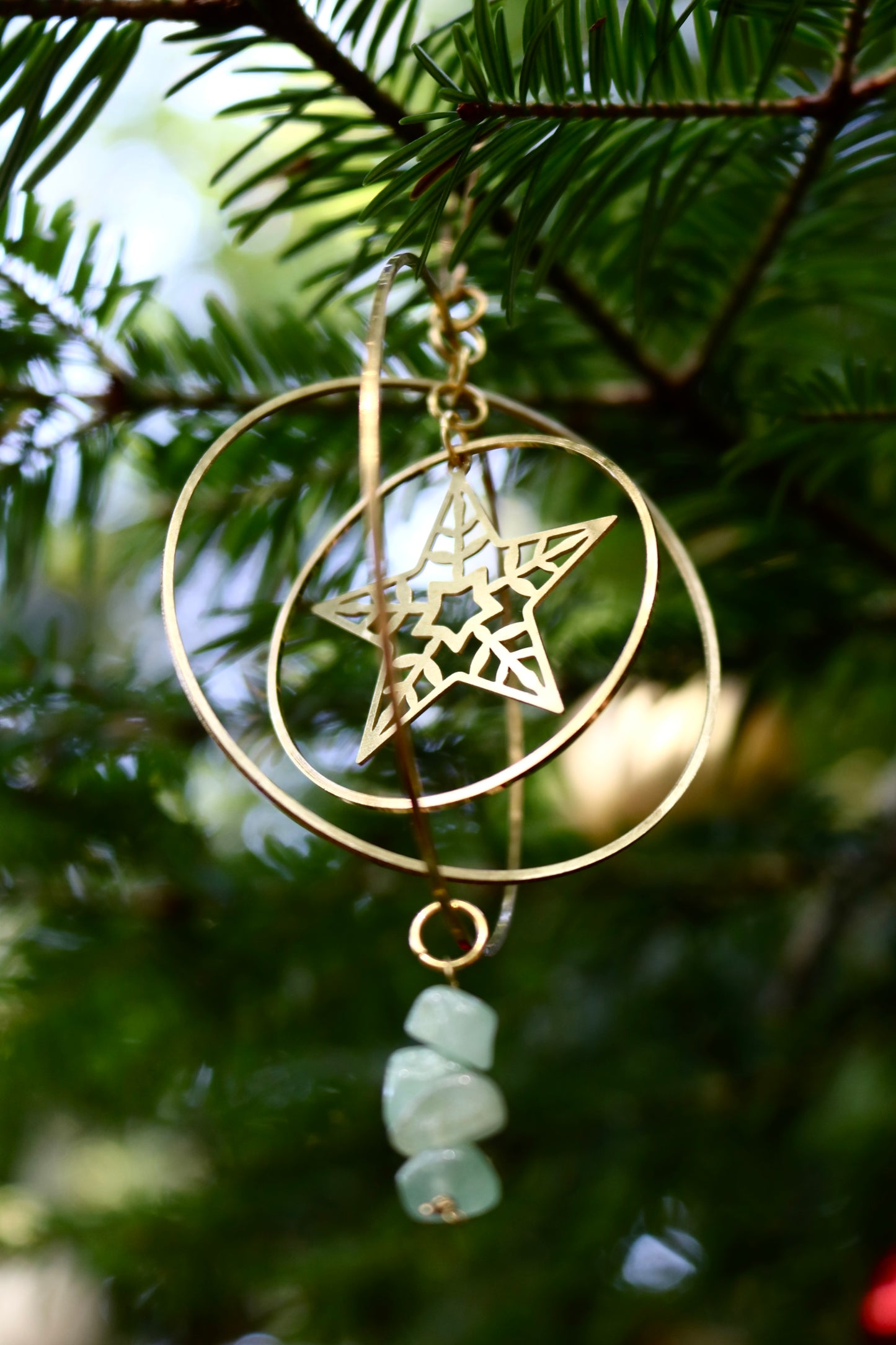 Boule de Noël (Flocon, Renne, sapin, maison, étoile et étoile filante, pierres naturelles)